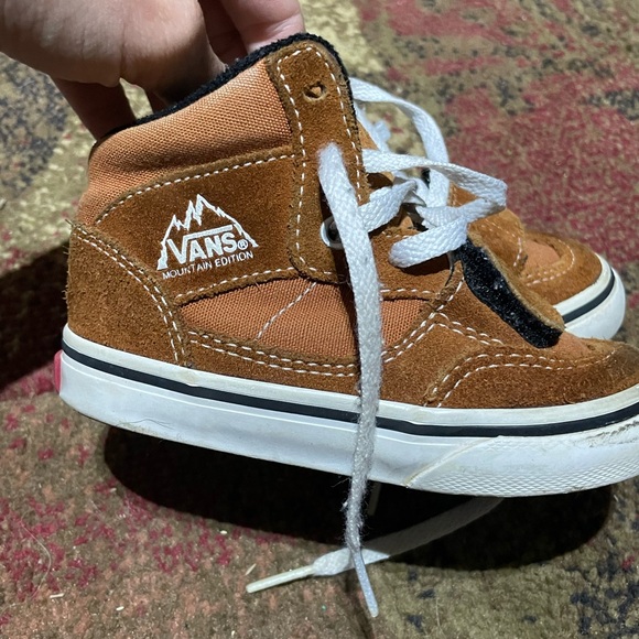 Vans Other - VANS Mountain Edition Canvas&Suede Kid’s 6.5
